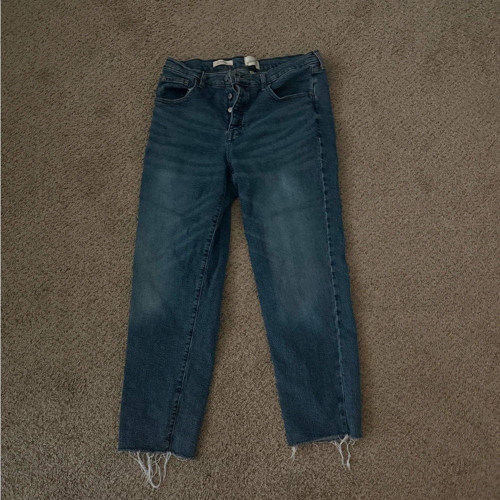 Universal Thread Light Blue Denim Jeans